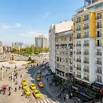 Cvk Taksim 4*